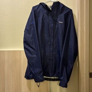Men’s XL Patagonia torrentshell rain jacket